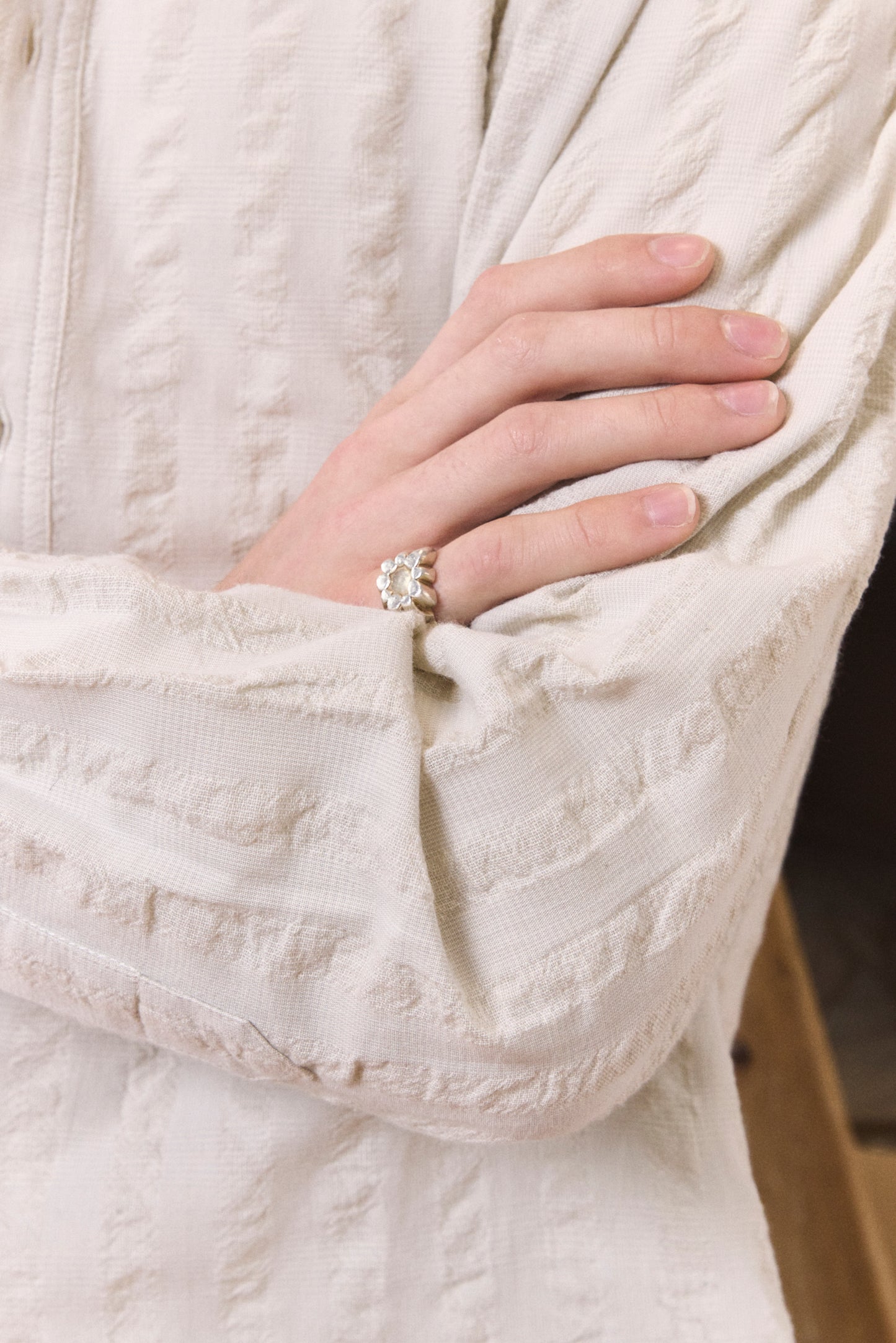 SHAWL SHIRT WHITE SS27